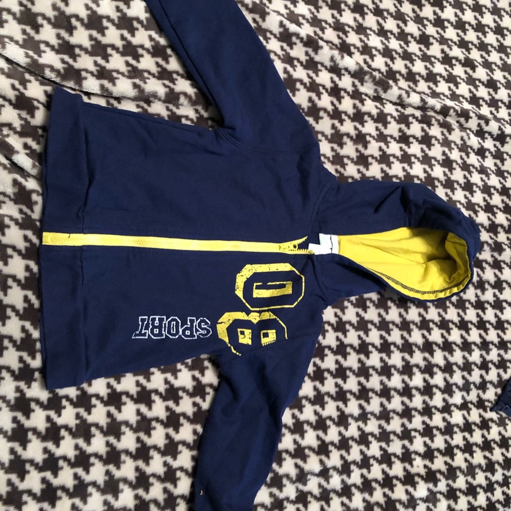 Baby sweater